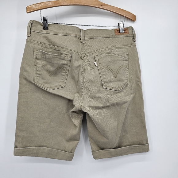 Levis Khaki Bermuda 10" Dad Jean Shorts Womens Size 10 - Picture 3 of 6